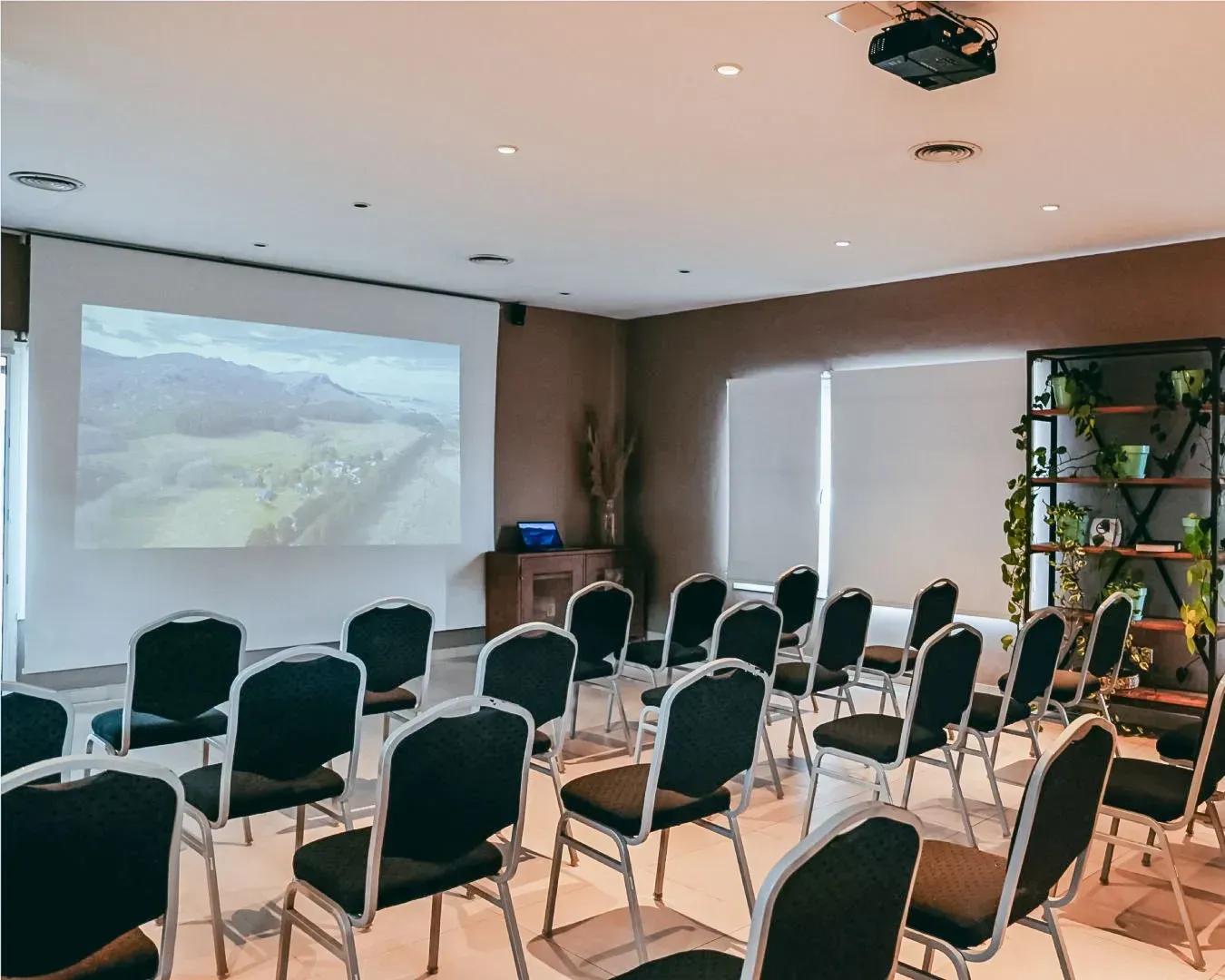 Sala Sierras
