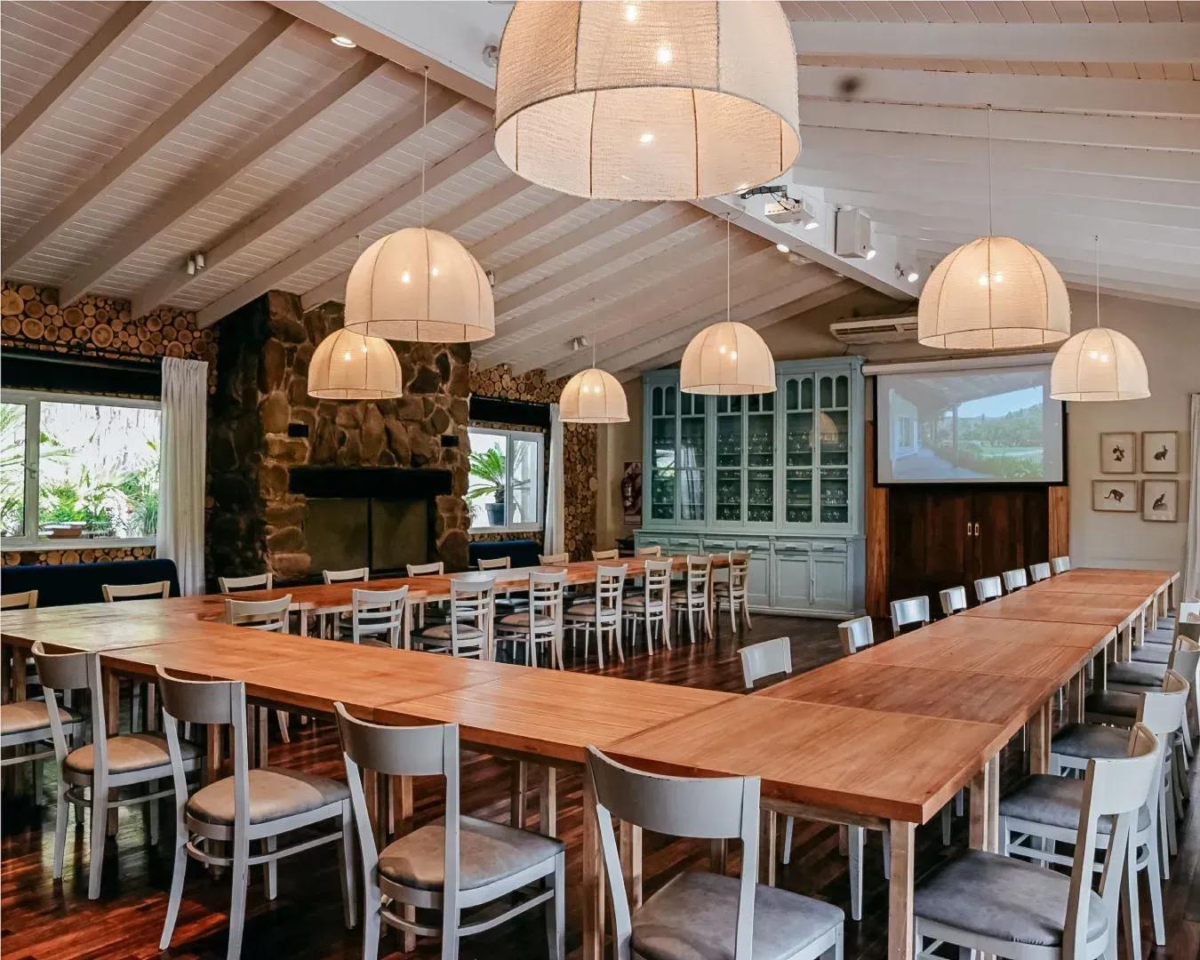 SALÓN RESTAURANT